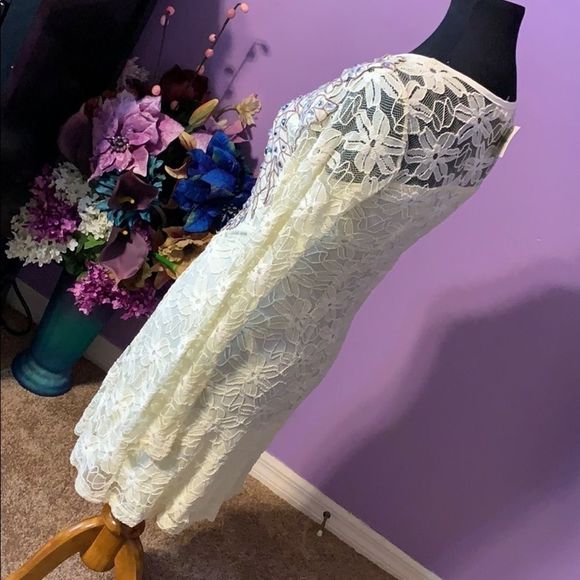 Alter’d State lace long sleeve sheath dress. Small - Picture 4 of 8